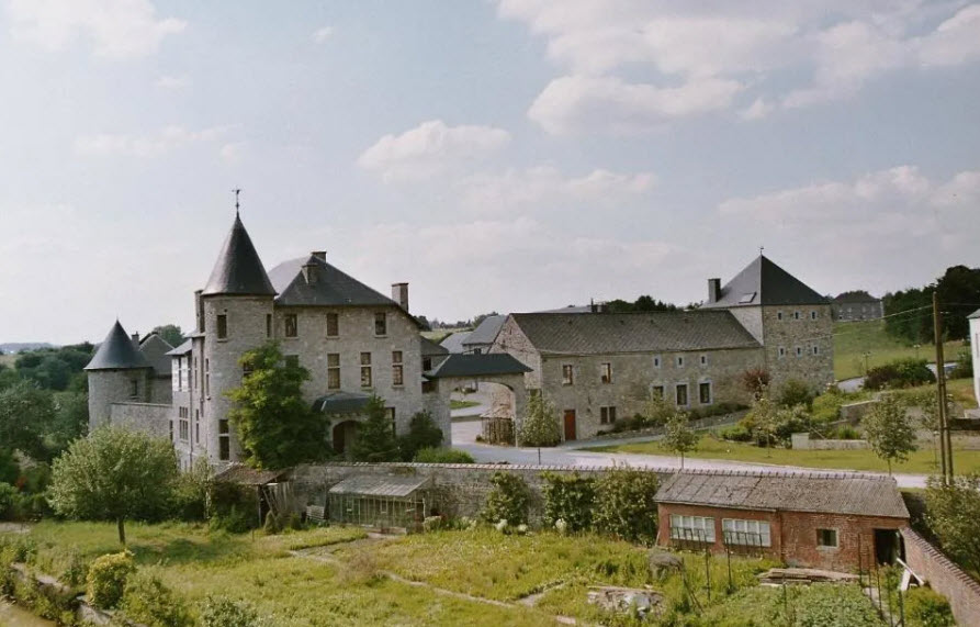 Château de Samart, Belgium